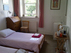 cranleigh house bnb